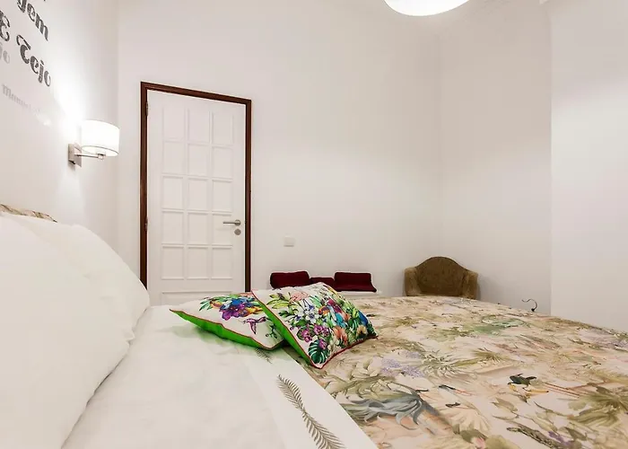 Ginjinha House - 4 - Bairro Alto - With Ac By Lisbeyond ליסבון